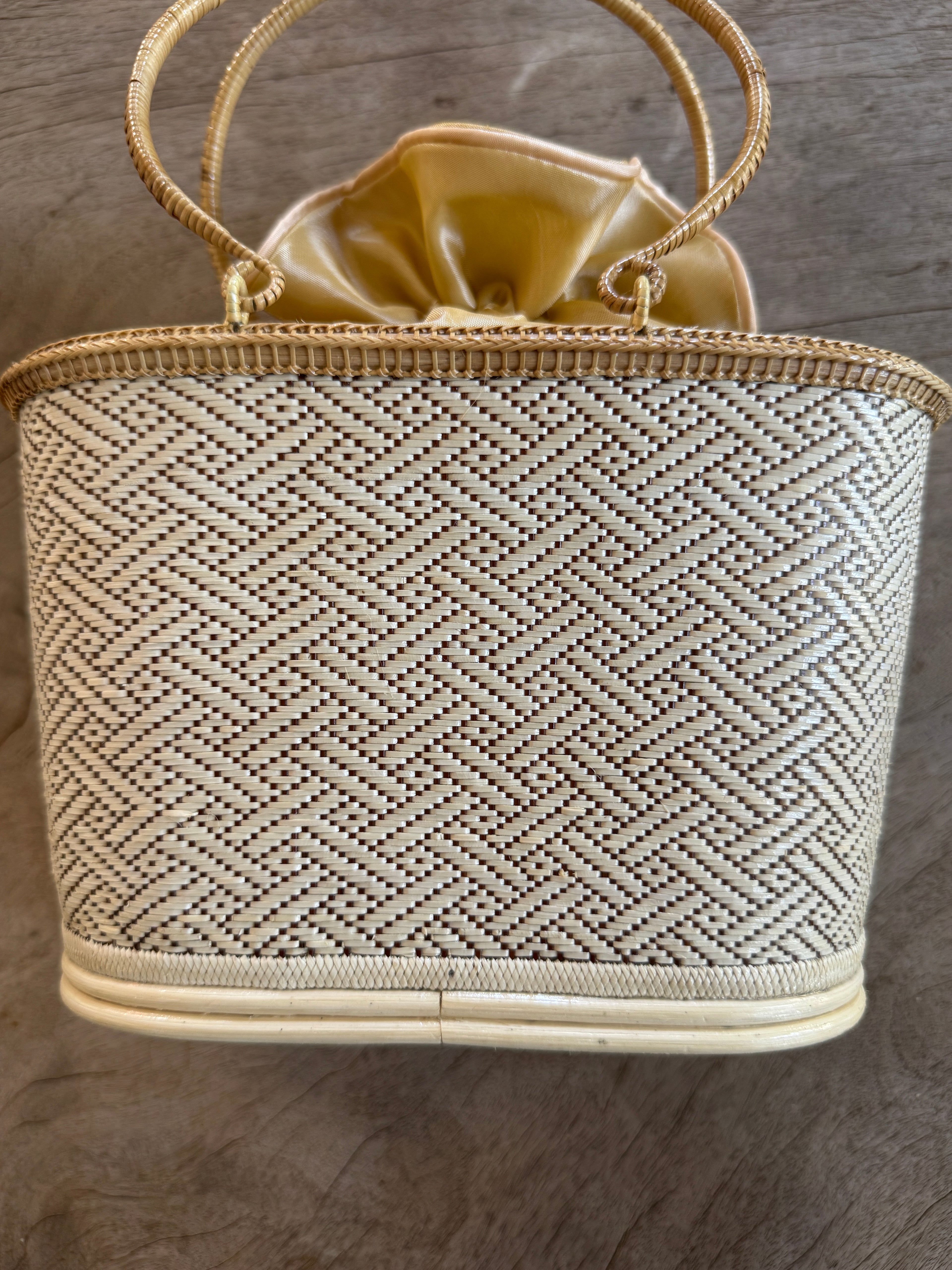 clutch purse by thai kraft