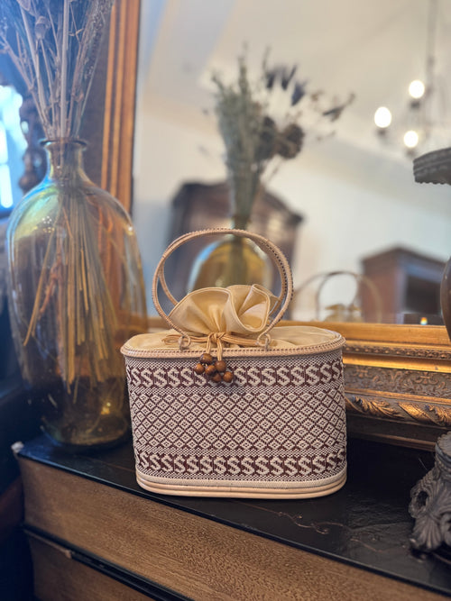 purse for women by thai kraft