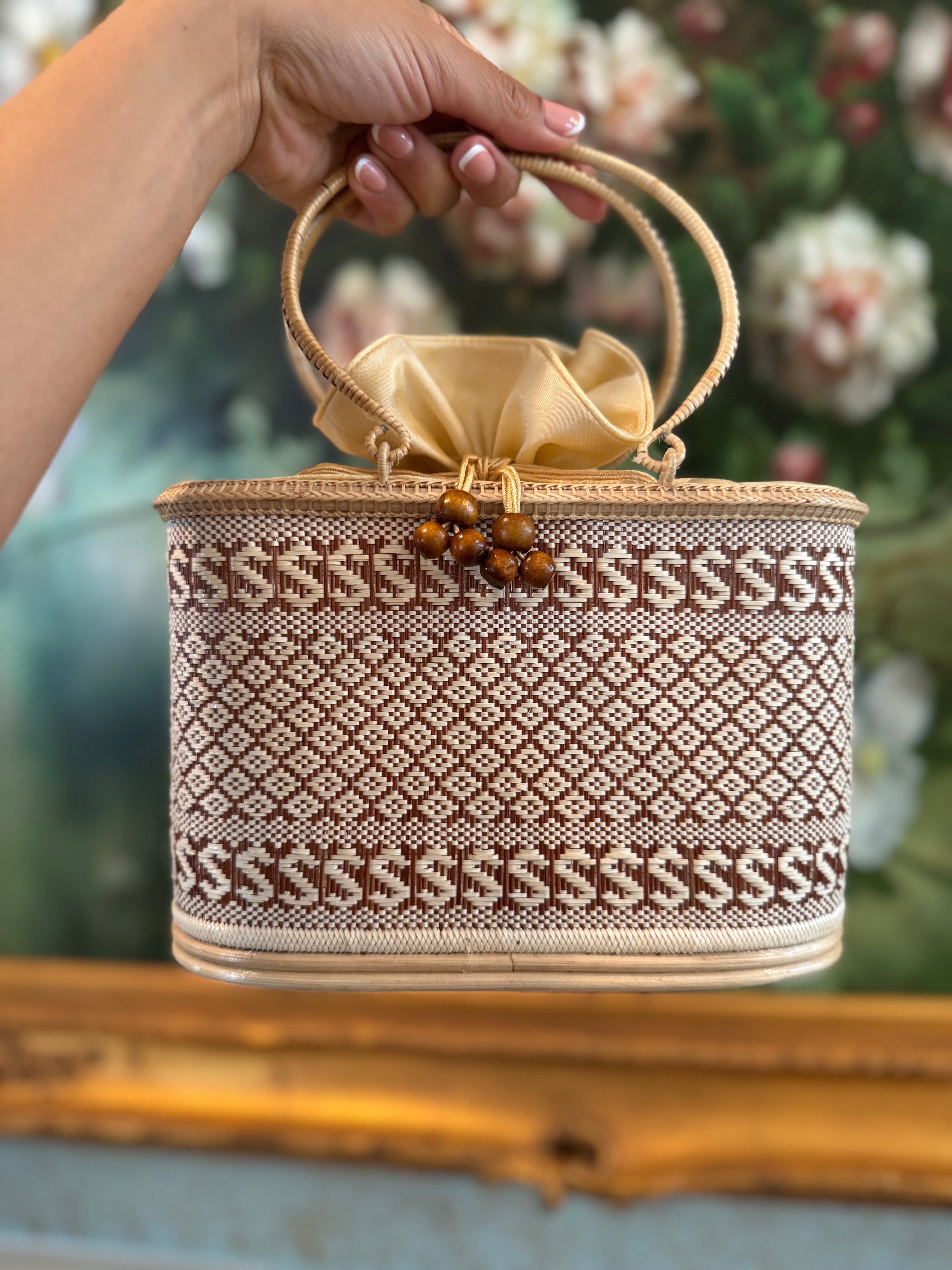 purses for women by thai kraft