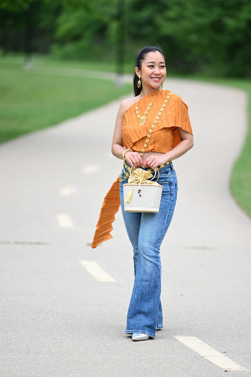 women beige purse for Thai costume